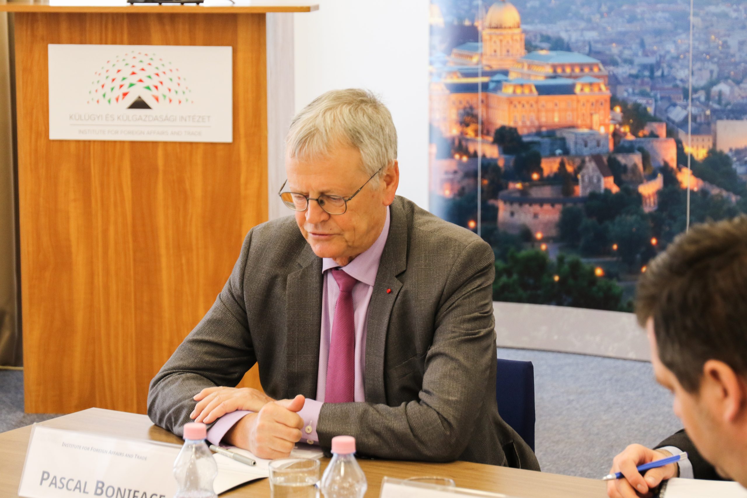 Pascal Boniface francia geopolitikai elemző látogatása